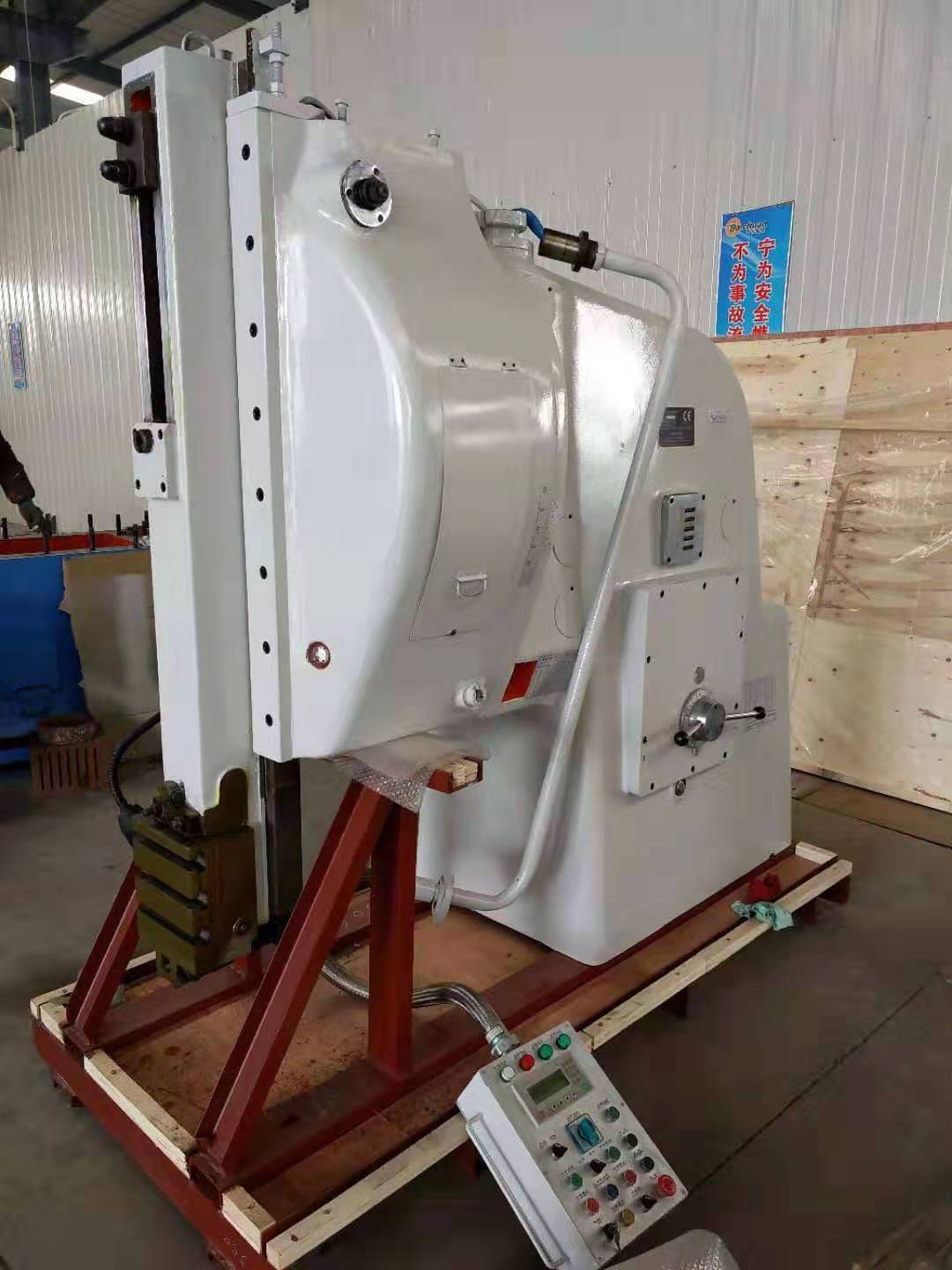 картинка Долбежный станок BC5050 с PLC Chinastan.ru