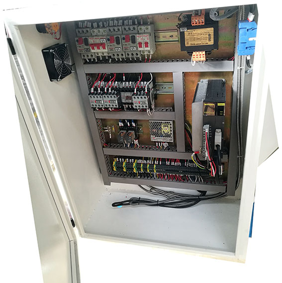 картинка Широкоуниверсальный фрезерный станок UWF 130, 130 M Servo  Chinastan.ru